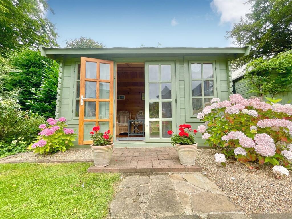 Summer House.jpg