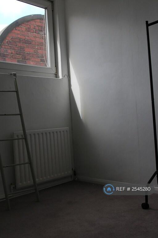 Half Bedroom To Roof Terrace