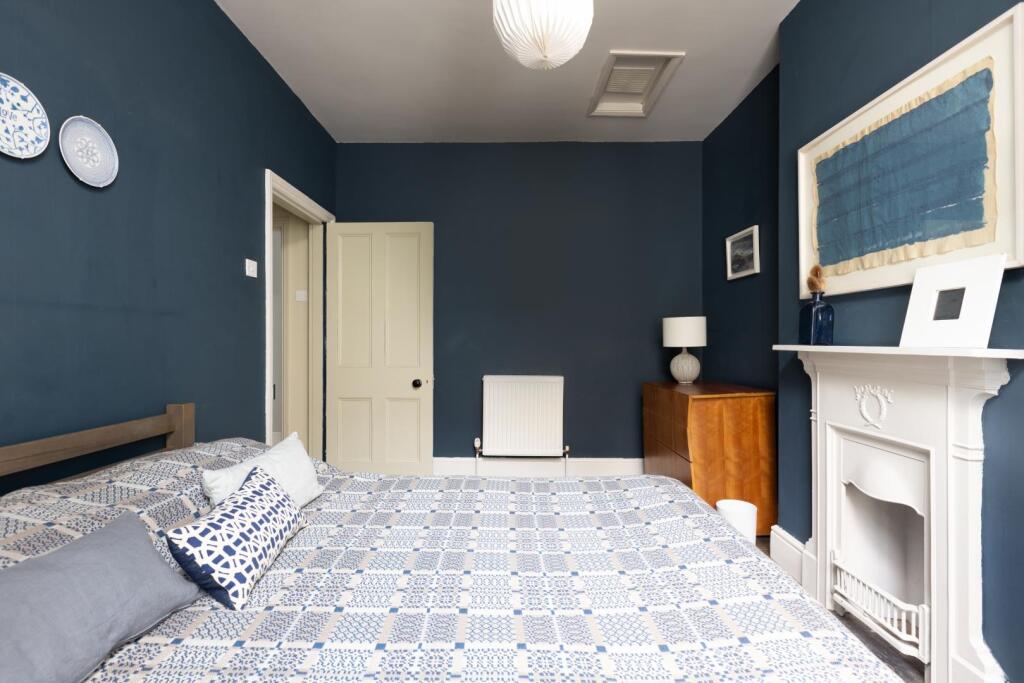 99 Lower Cheltenham Place-27.jpg