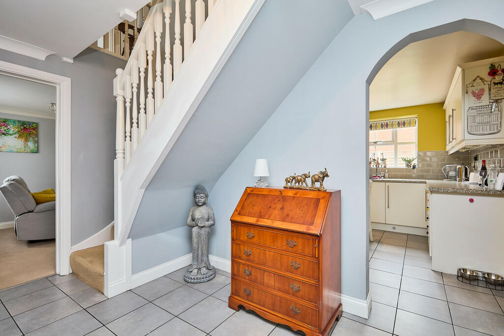 Edward Knight 202...