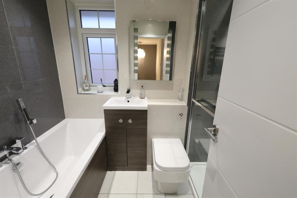 FC Bathroom a.jpg