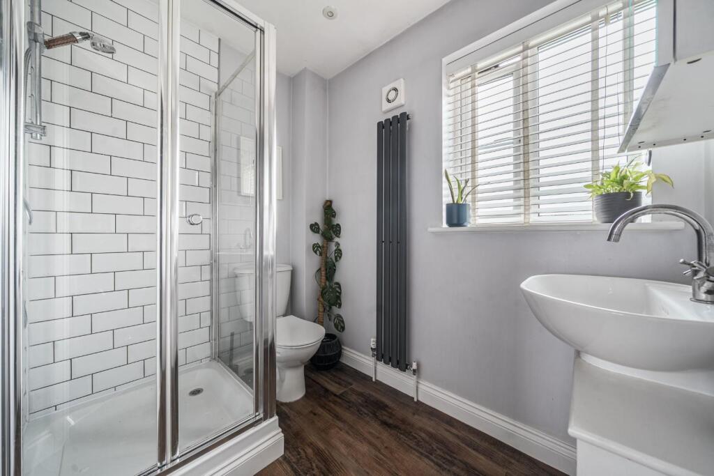 EN-SUITE.jpg