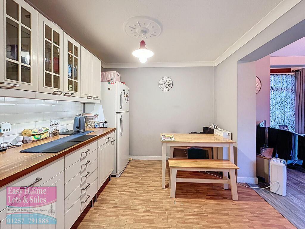 Kitchen/Dining Ro...