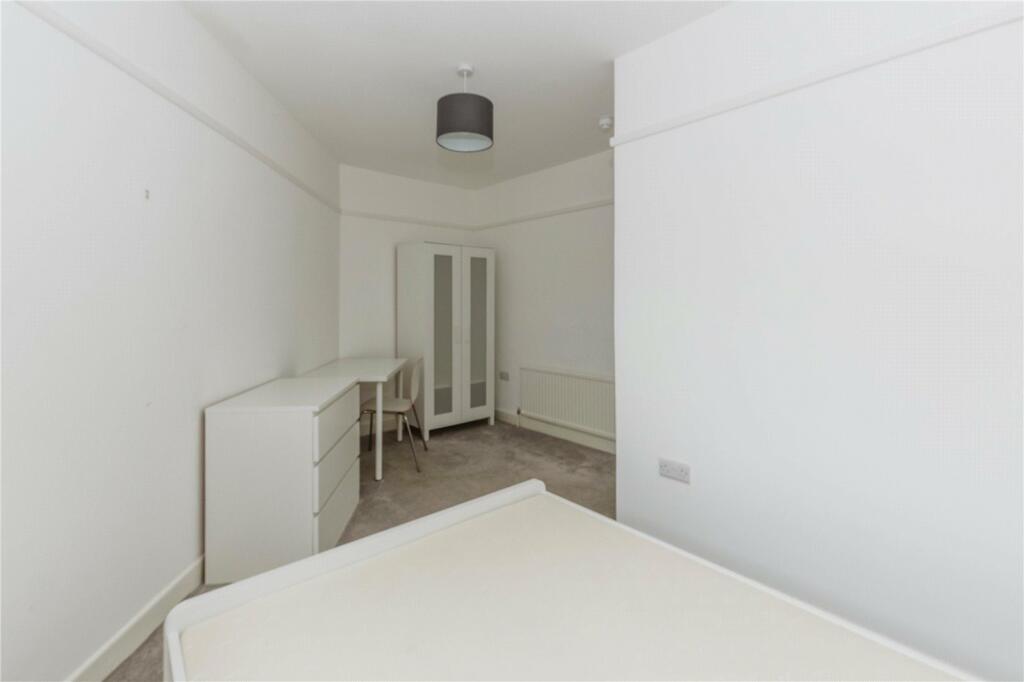 Lyddington Road_Medi