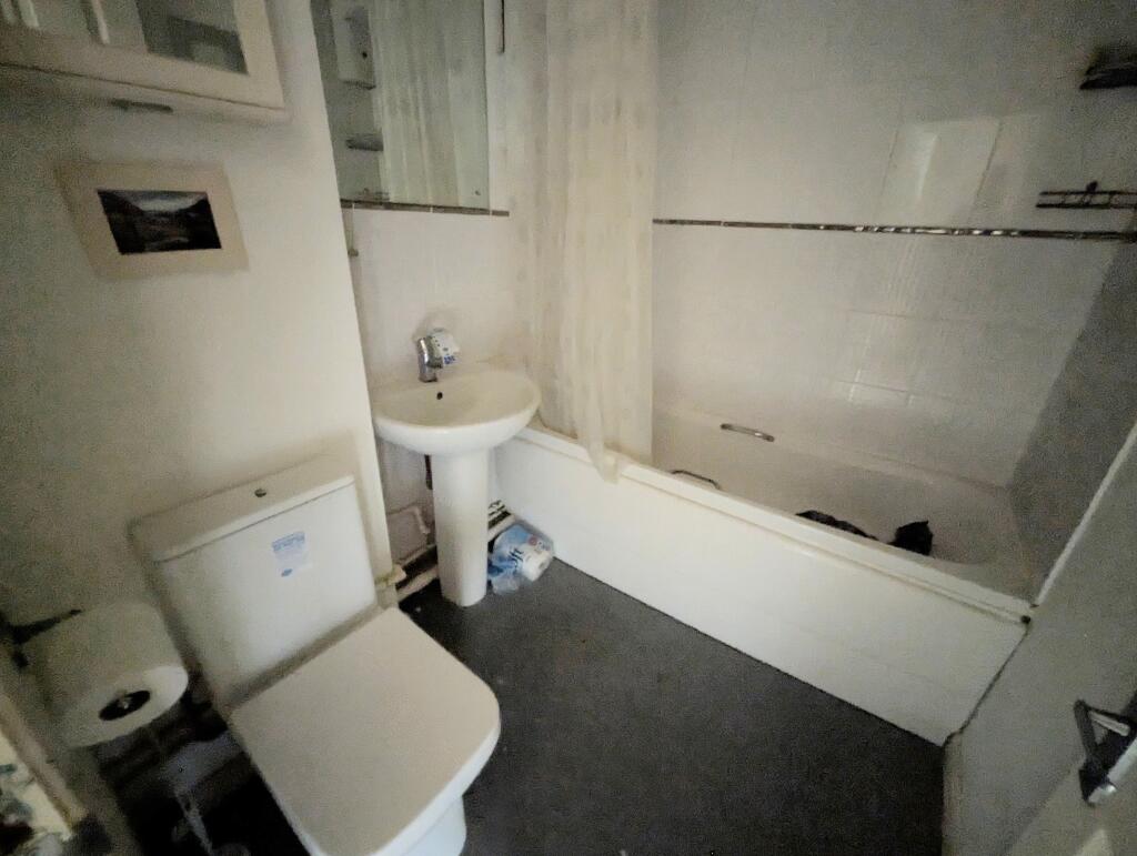 1000034299 T202511061021.jpg