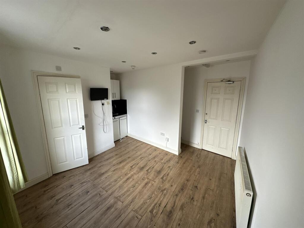 73003240726__1FE82FEE-ACE3-456F-8564-4CDE8C50445B.