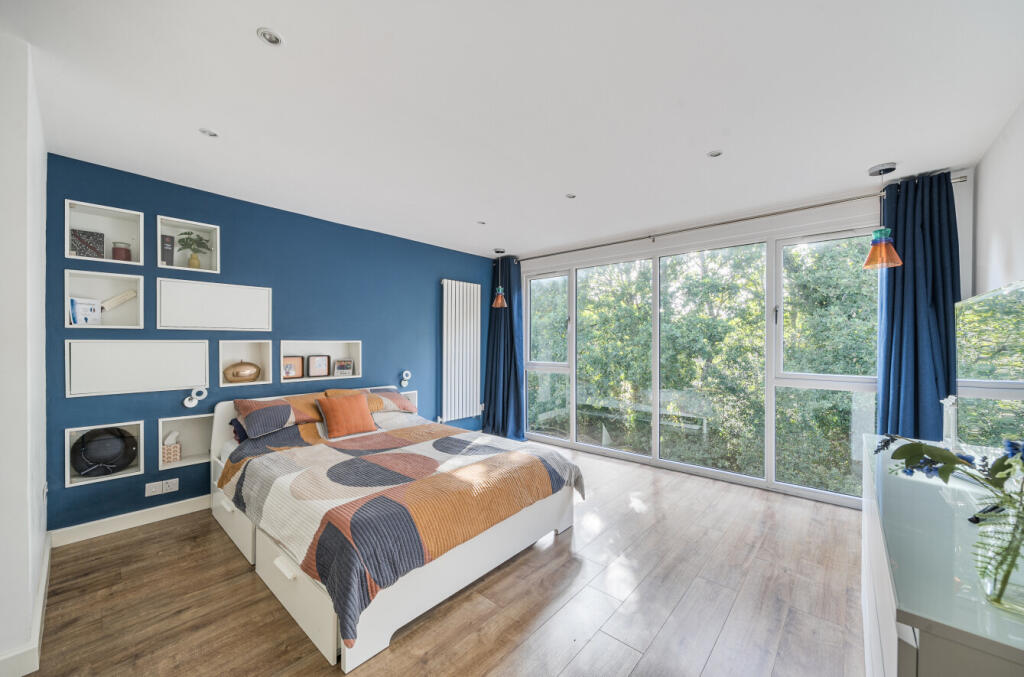 1344295-17-68b874...