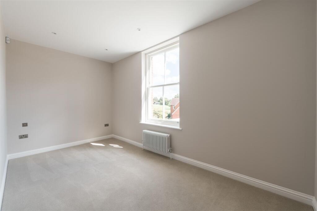 Gosmore Ley Close-98.jpg