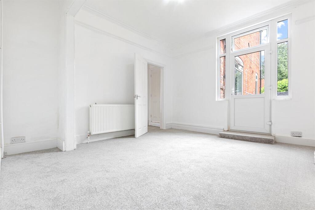 Image 12_.jpg
