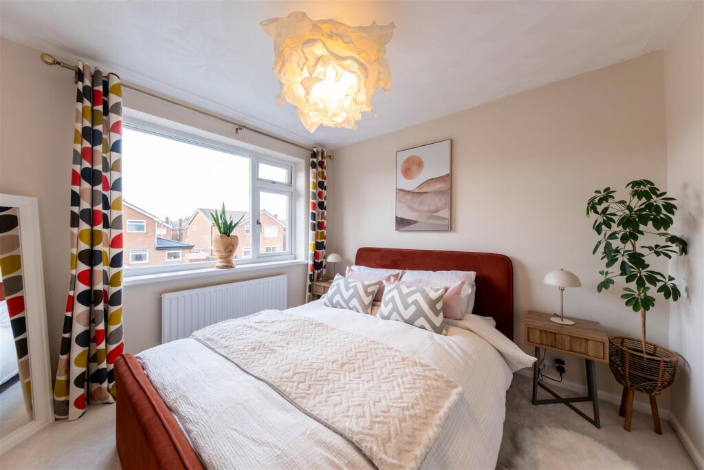 24 Limewood Crescent-023.jpg