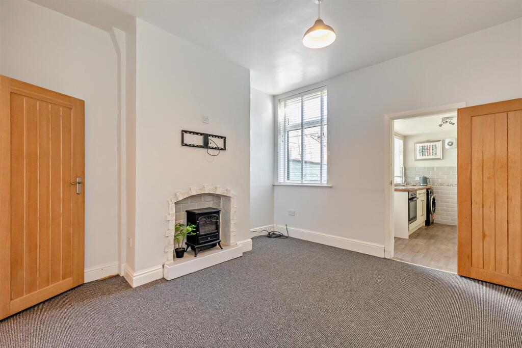 8664442-interior13-800.jpg