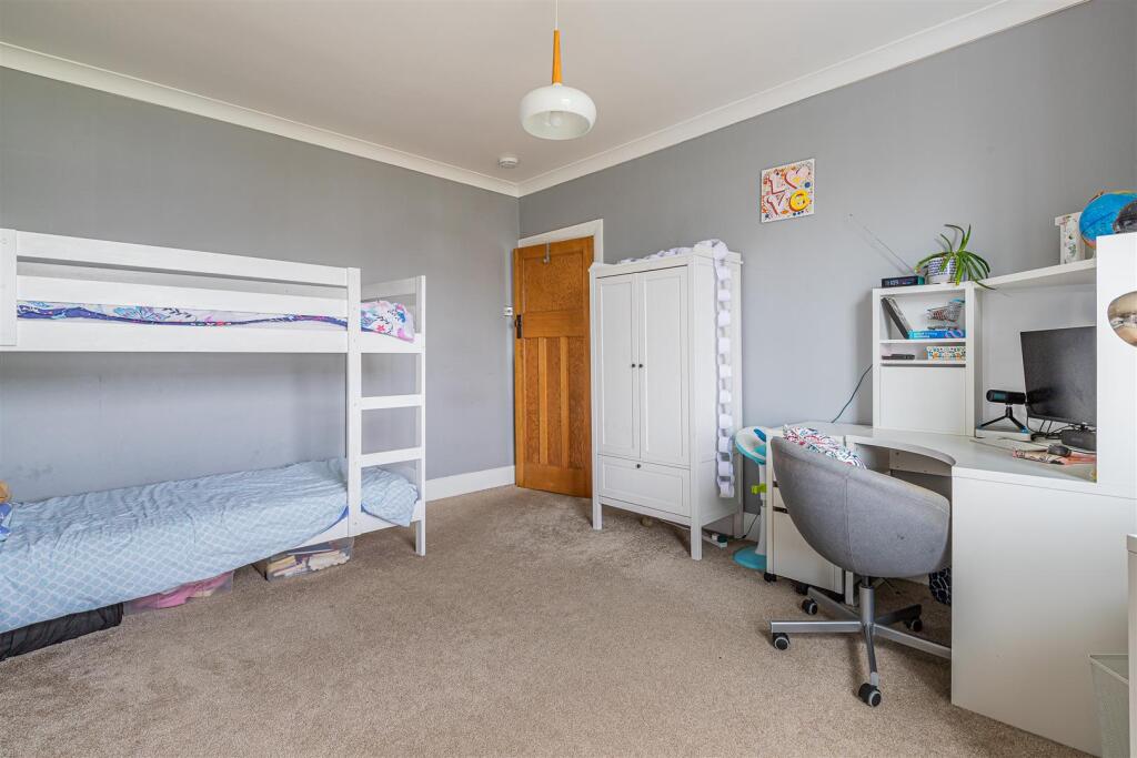 Princes Street 37-11.jpg