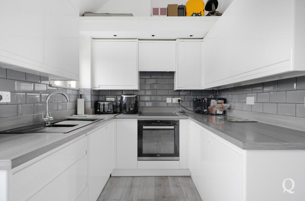 72b18c2e-5f55-423...