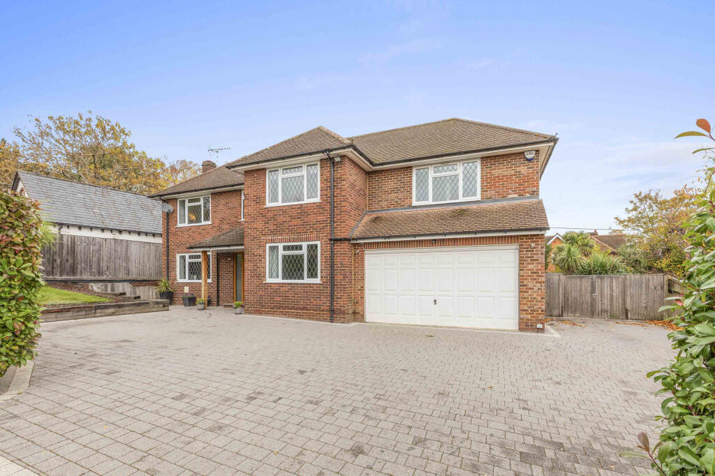 8 Spinfield Lane West, SL7 2DB (LOW RES)-24