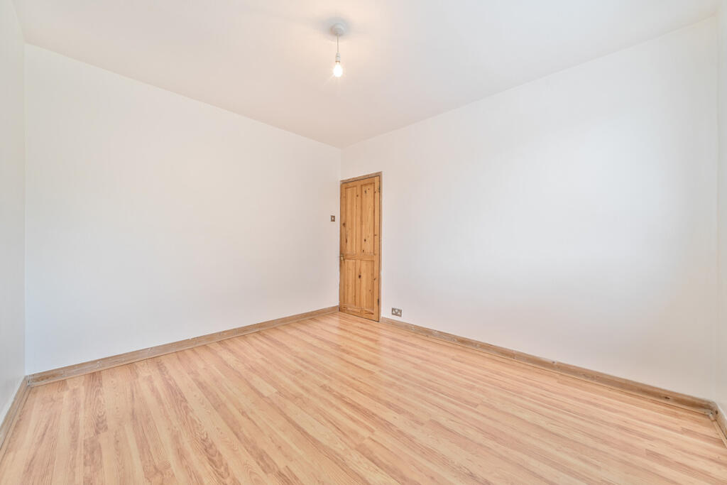 1298582-17-682f08...