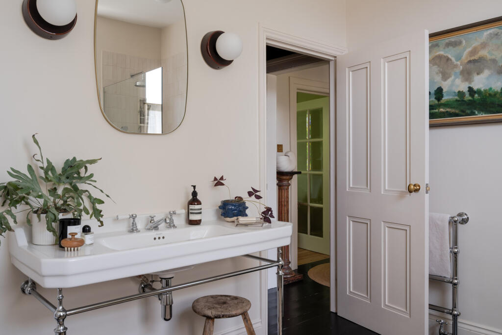 280675 - Greenwood Road, London E8 - high res -...