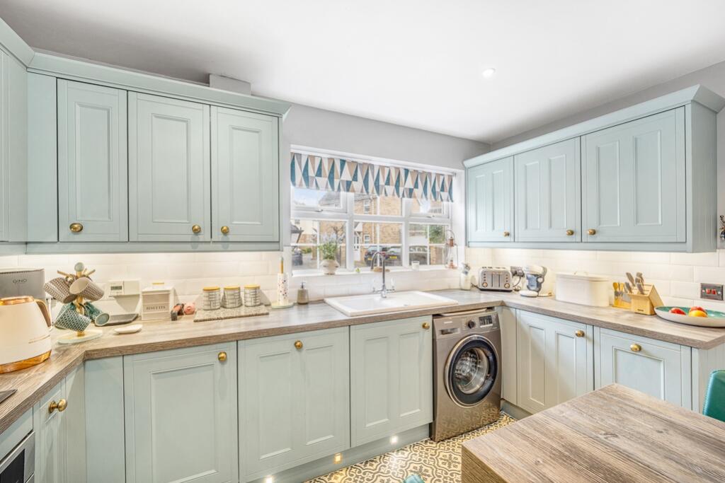2 Heron Way (Spalding)-16