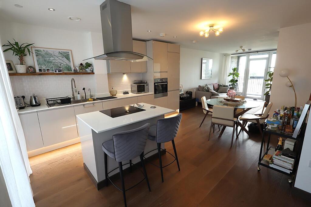 Living Area With Island
