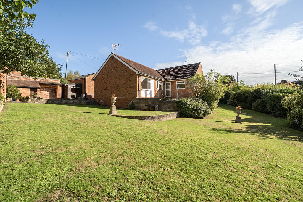 1356864-3-68d6d15...