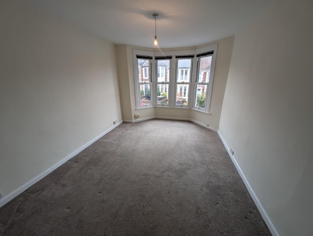 Top Floor Flat, Vicarage Road, Southville, Bristol