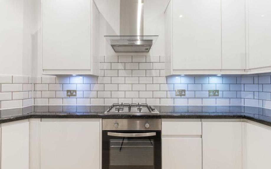 2 montagu court 6 16.09.png