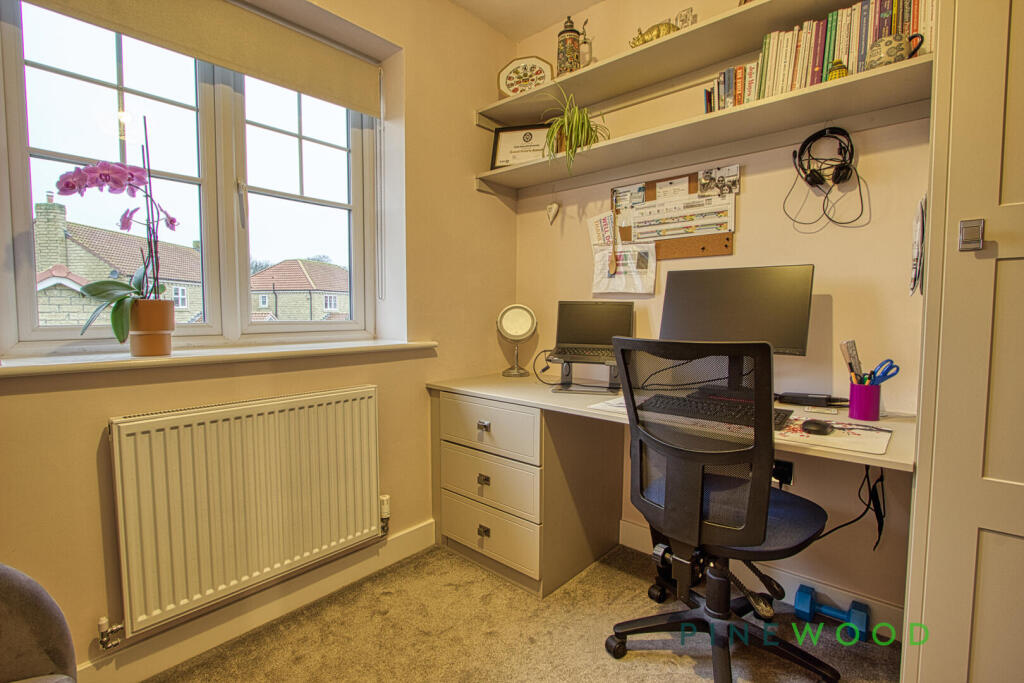 Study / Bedroom 4