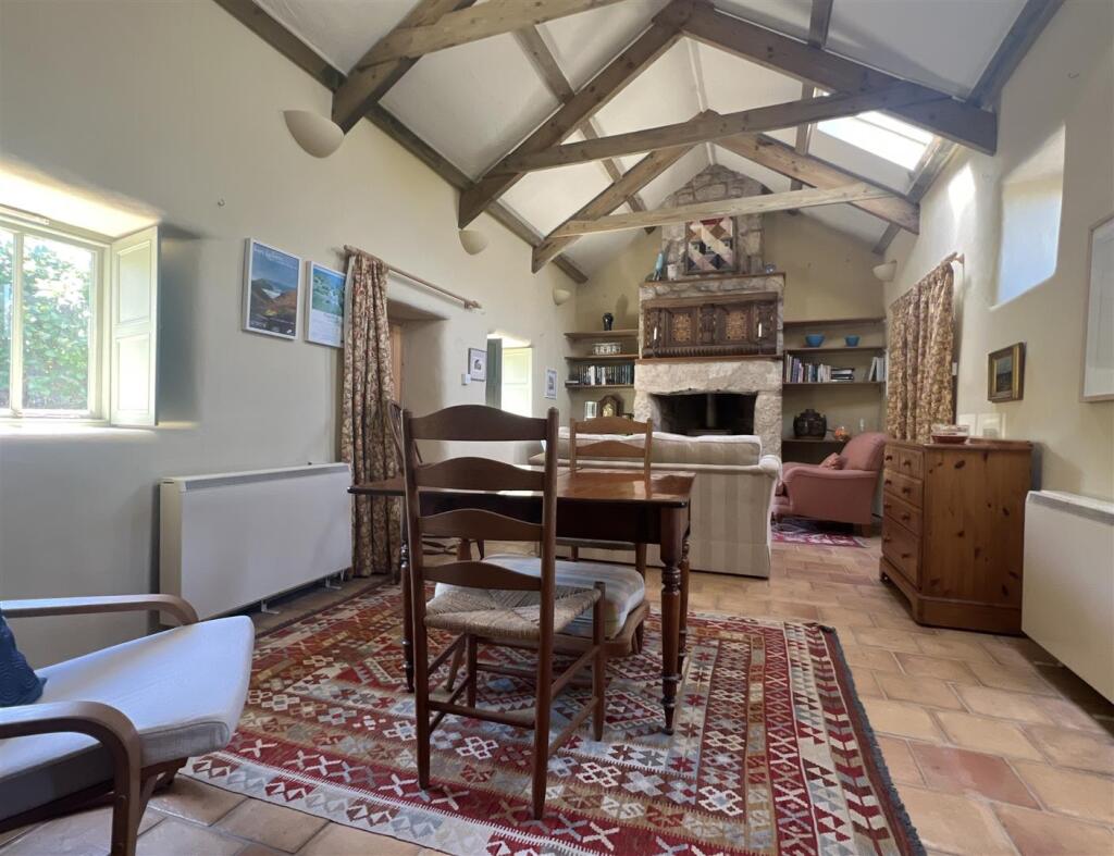 Breakfast Room