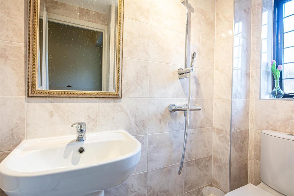 Ground floor W.C/shower