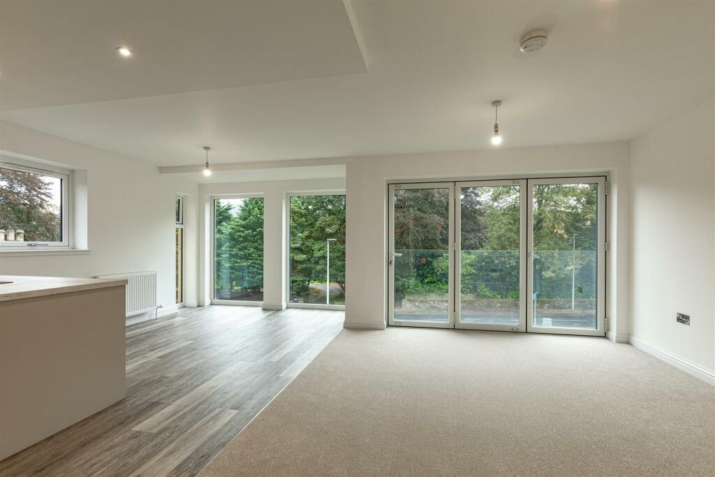 12 Westgrove Melrose 06a.jpg