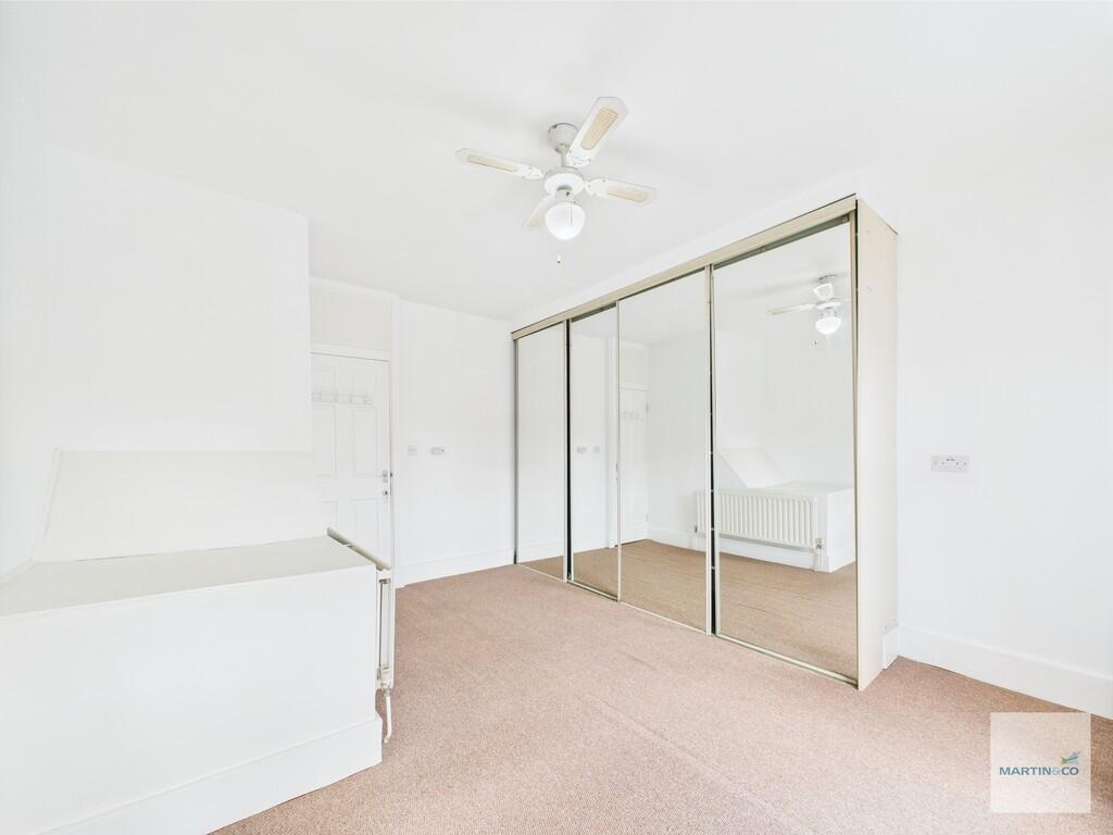 CAM03394G0-PR0297...