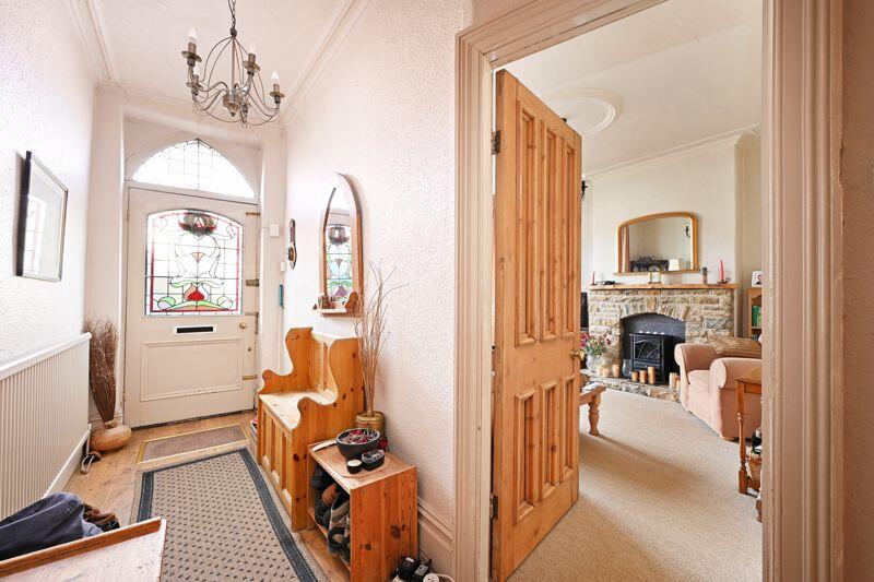 Entrance Hallway &amp; Lounge