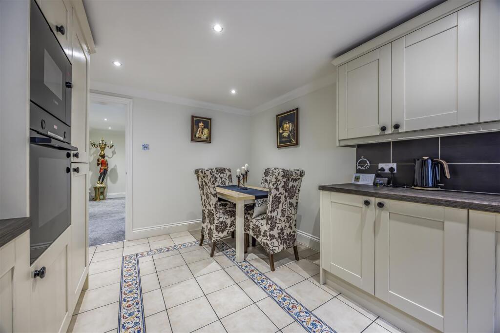 7 Branksome Chase, 82 Penn Hill Avenue, Poole-Port