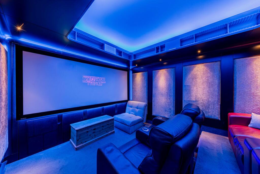 Cinema Room (2)