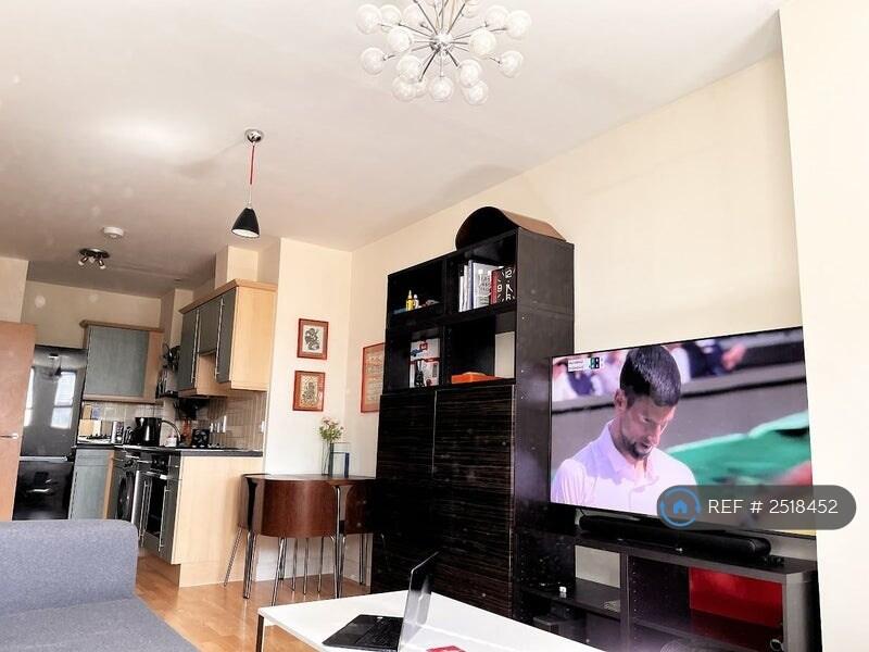 Kitchen &amp; Living Room