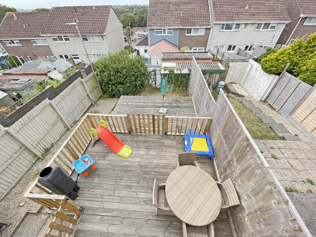 Findon Gardens 20 - Garden View.jpg