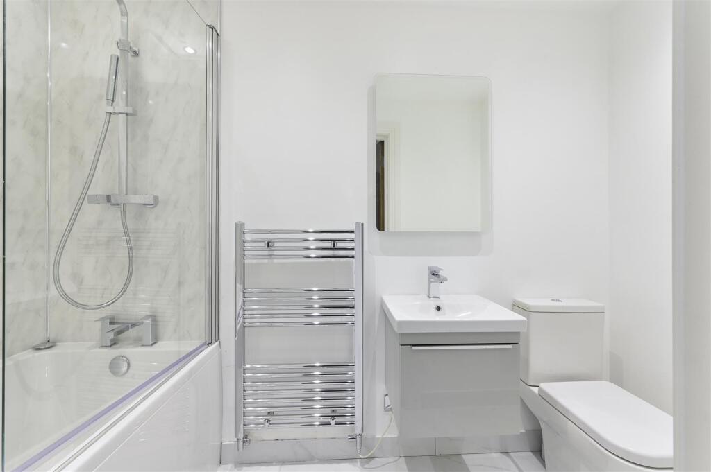 LYNWOOD OAKS FLAT 2 - (2).jpg