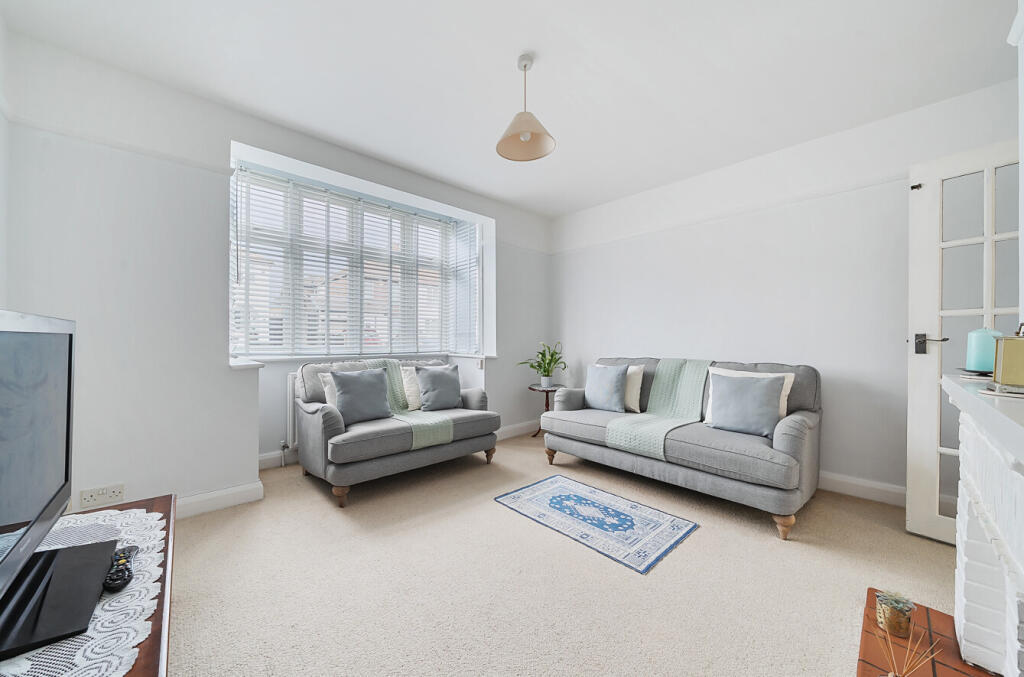 1336653-3-689cb59...