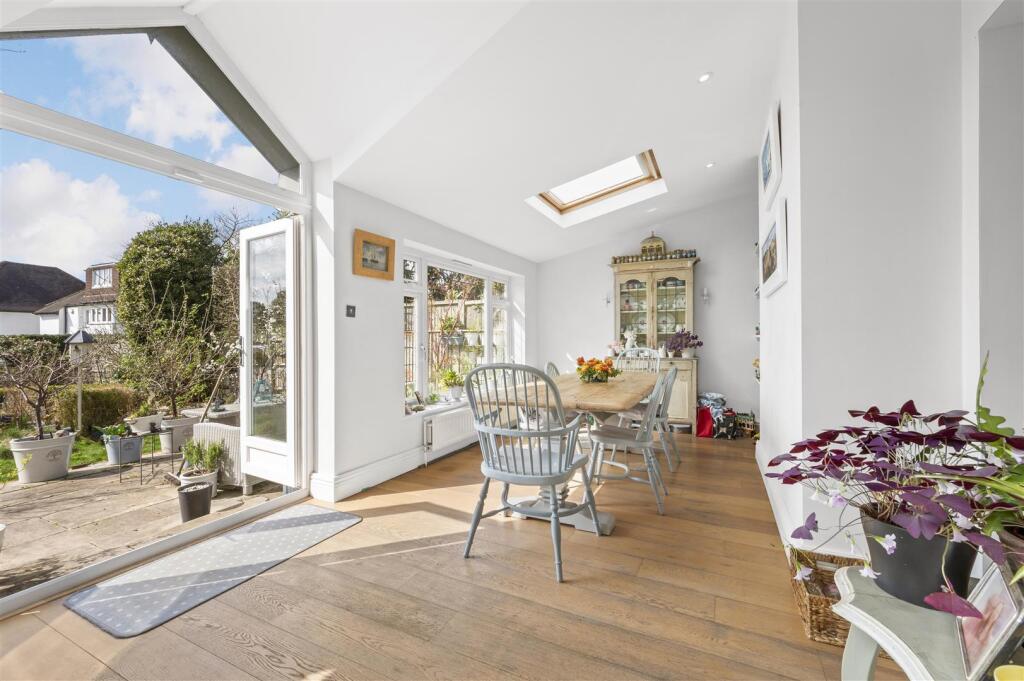 7 Lindisfarne Road,11.jpg