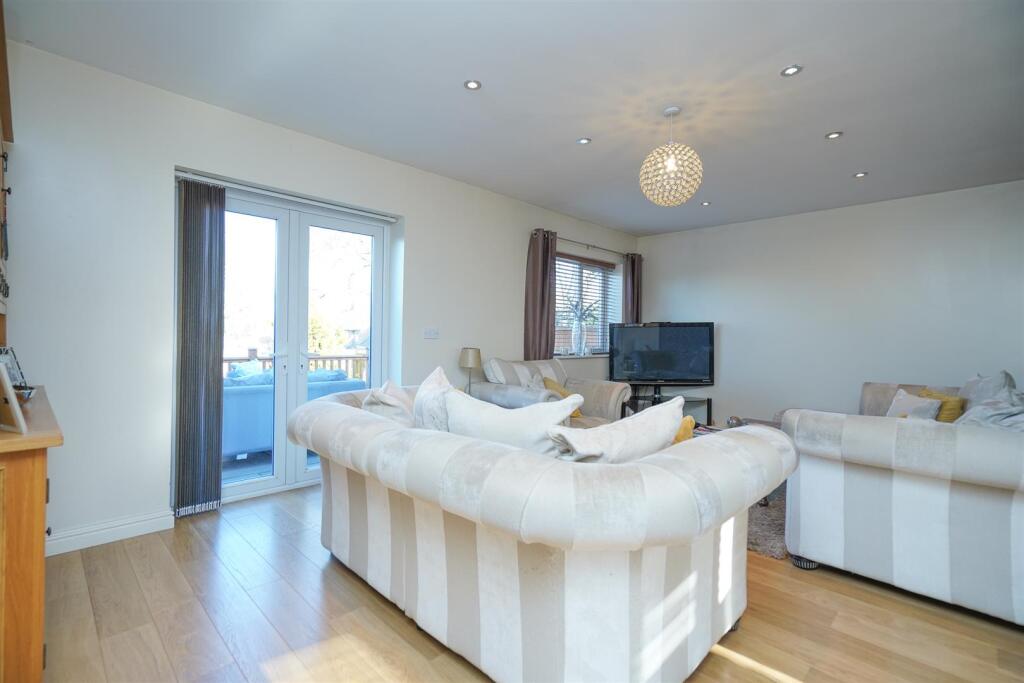 Kinross Street (5).jpg