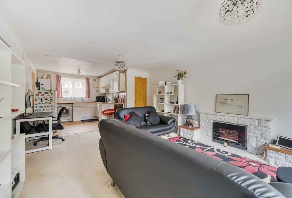 1332257-8-688a04b...