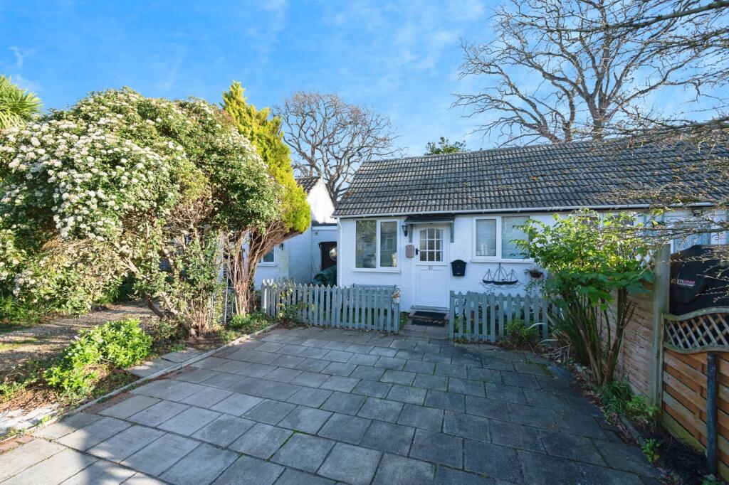 Fairlight Chalets, Salterns Lane, Hayling Island, Hampshire, PO11