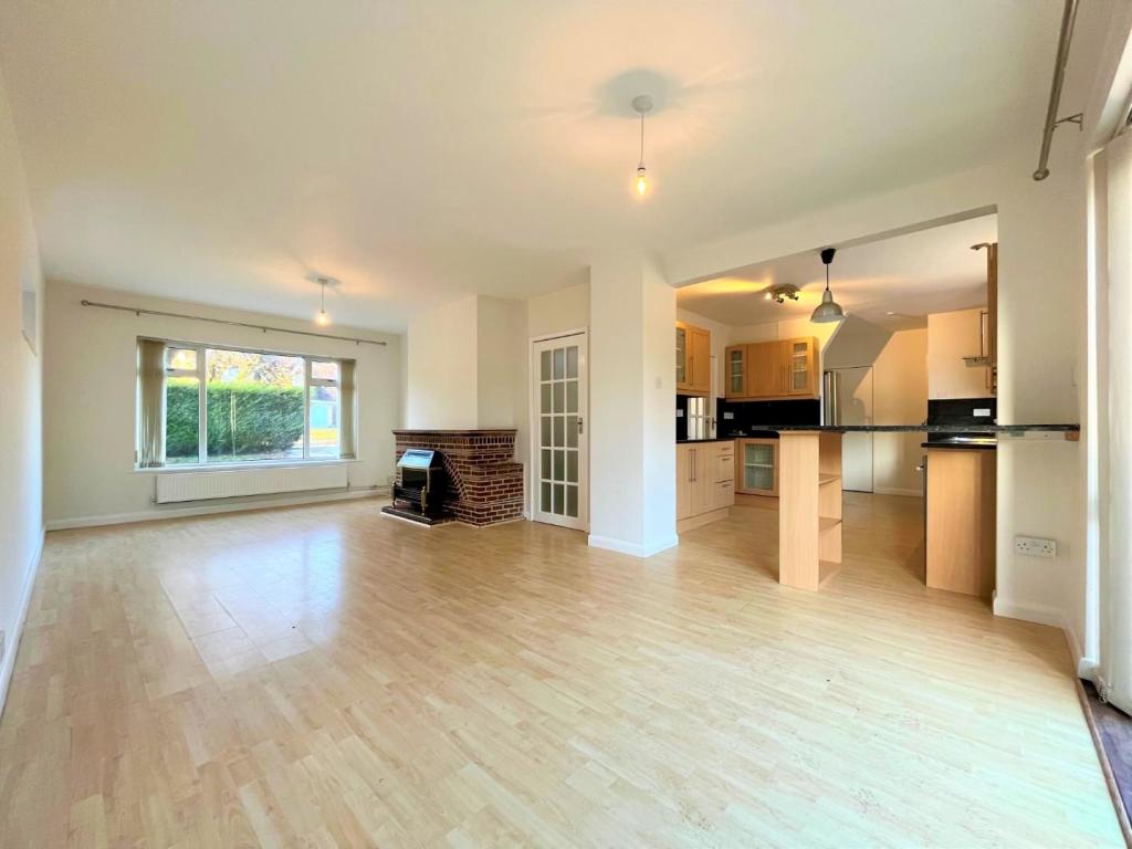 Dining / Living Area