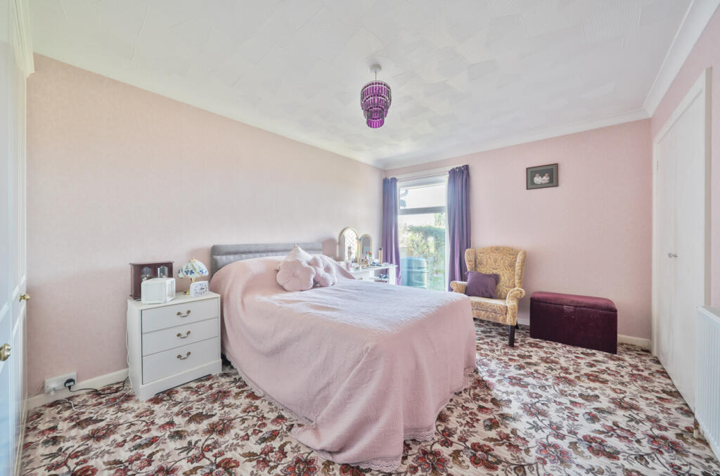 1316774-24-685ec4...