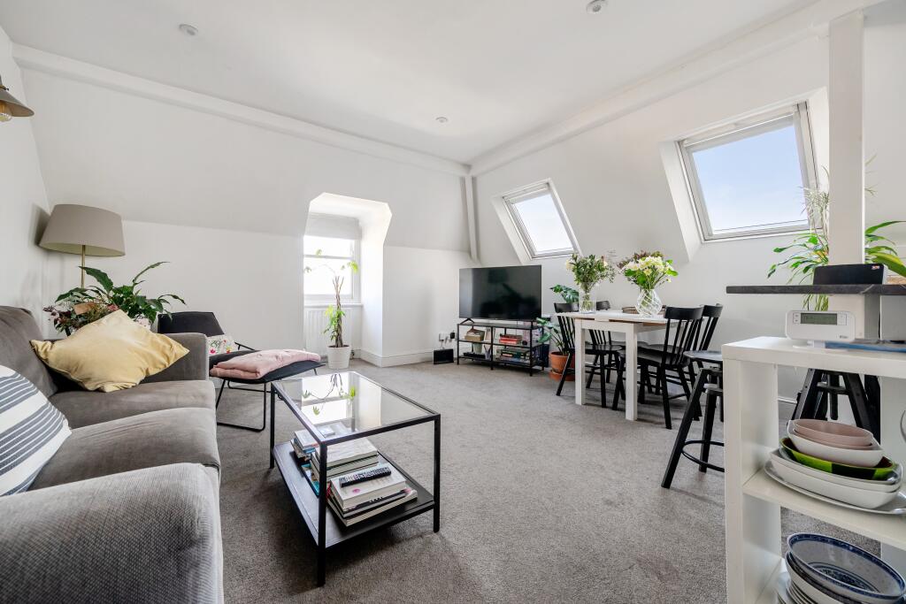 1362554-15-68e3af801