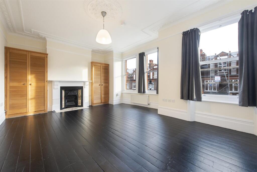 51322 Hi res (14).jpg