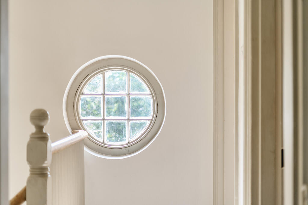 1306492-11-6849ae...