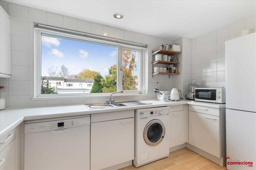 Kitchen Dining (3)