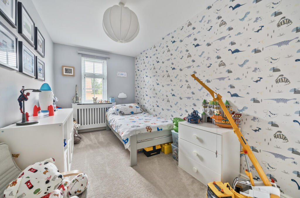 1333905-9-688b6e6...