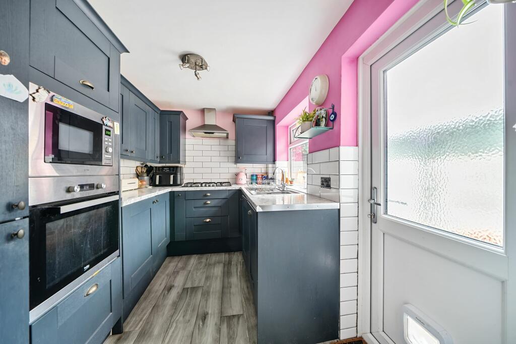 Kitchen (2)
