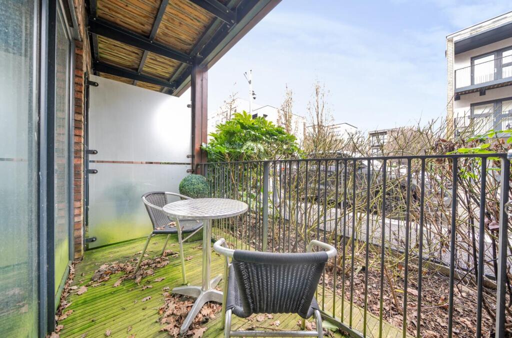 Davidson Frost-Wellings, DFW, Madeleine Court, Sta